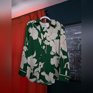 H&M Green and Cream Floral Shirt